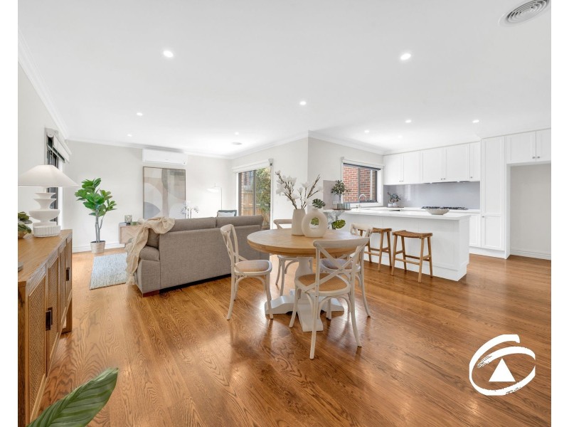 4/4 Allan Street, Berwick VIC 3806