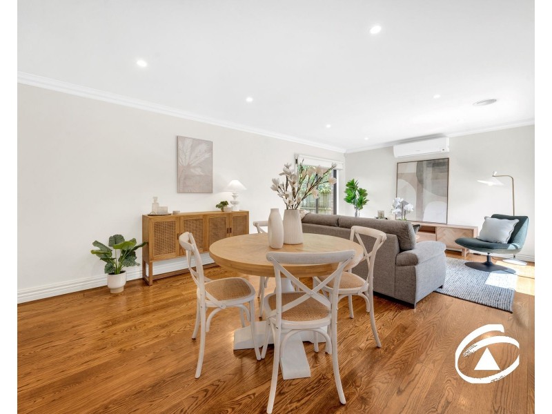 4/4 Allan Street, Berwick VIC 3806