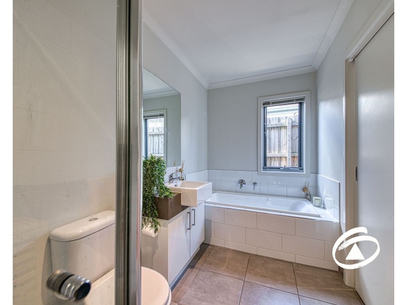 29 Llano Circuit, Berwick VIC 3806