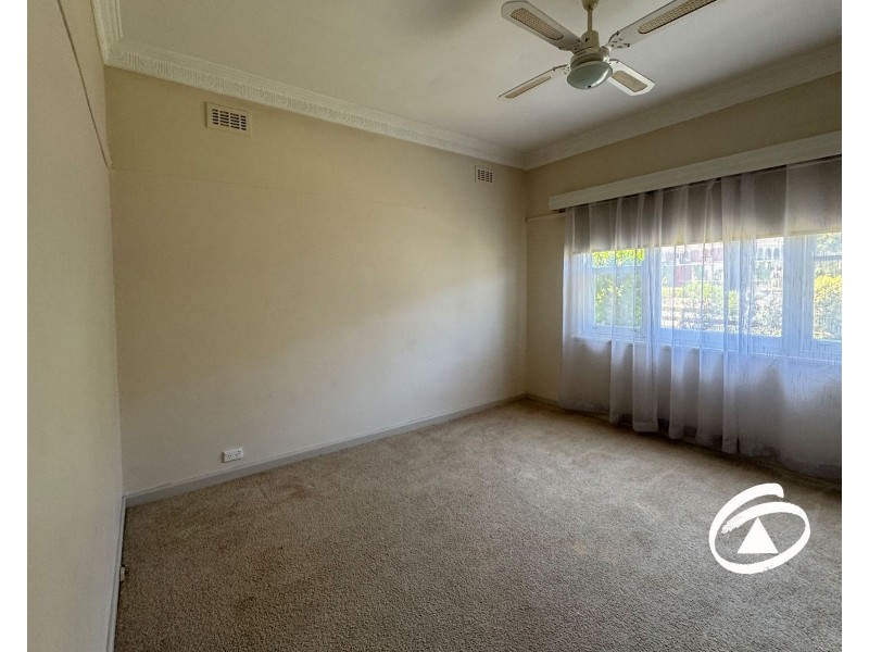 4 Henty Street, Pakenham VIC 3810