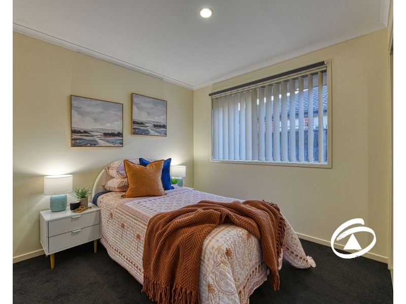 64 Edgbaston Circuit, Berwick VIC 3806