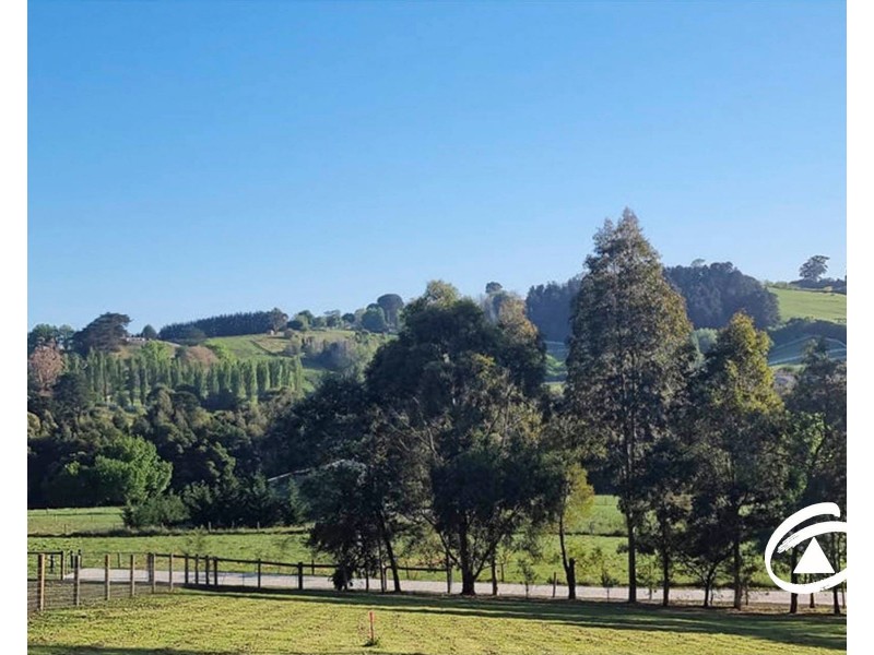 90 Beaumont Road, Berwick VIC 3806