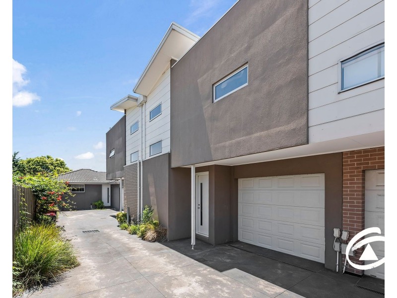 2/13 Grandview Avenue, Dandenong VIC 3175