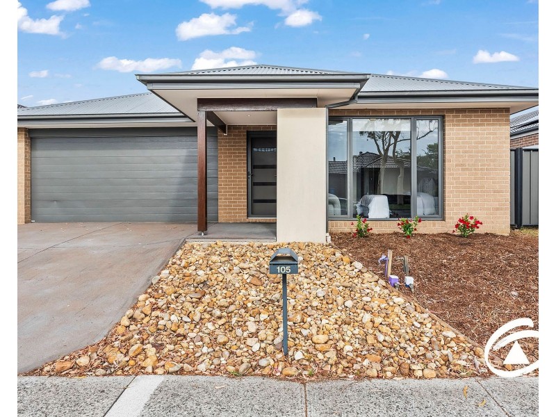 105 Selandra Boulevard, Clyde North VIC 3978