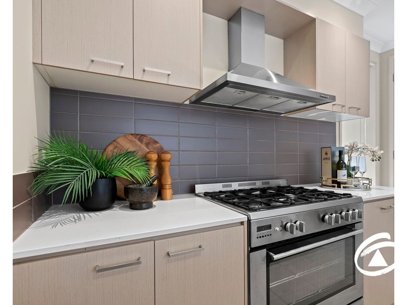 105 Selandra Boulevard, Clyde North VIC 3978