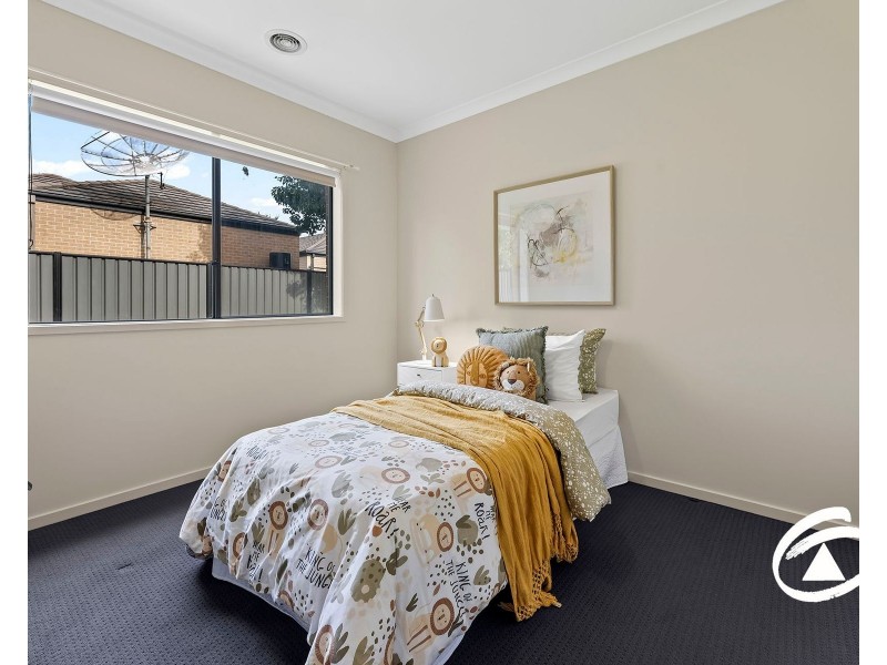 105 Selandra Boulevard, Clyde North VIC 3978