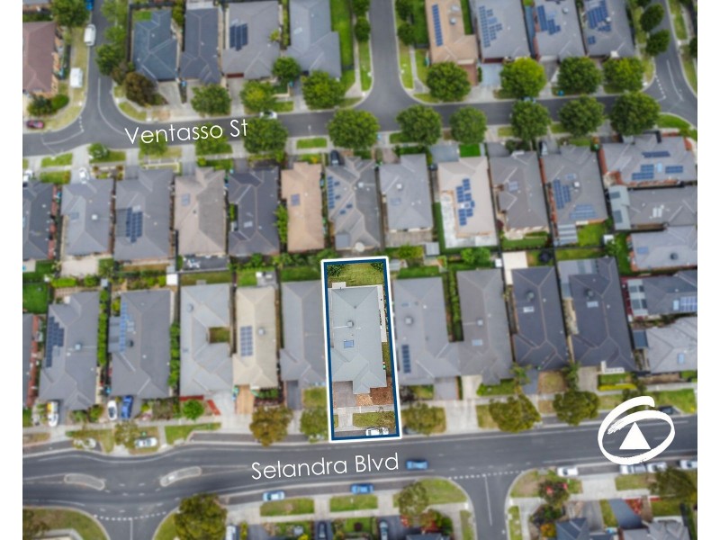 105 Selandra Boulevard, Clyde North VIC 3978