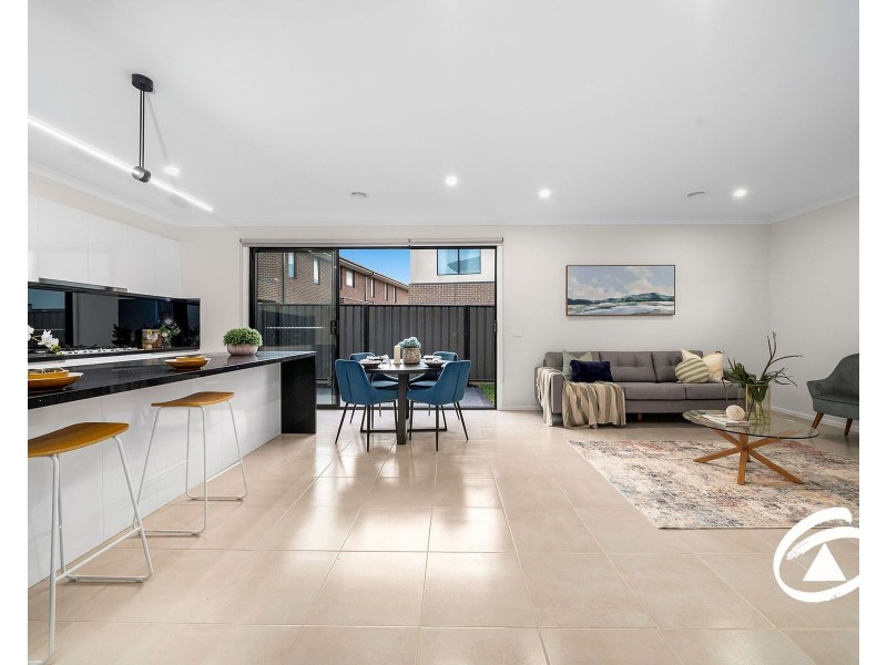 7 Gian Street, Clyde VIC 3978