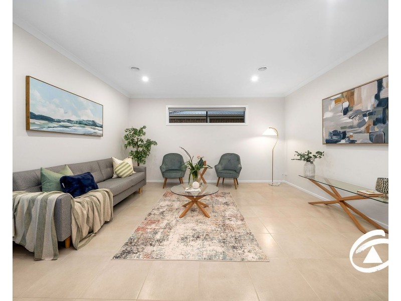 7 Gian Street, Clyde VIC 3978