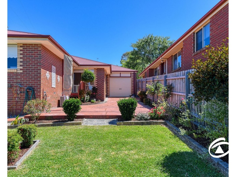 9 Kuranda Crescent, Berwick VIC 3806