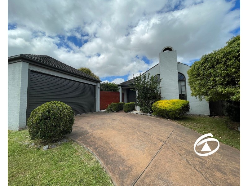 24 Chirnside Road, Berwick VIC 3806