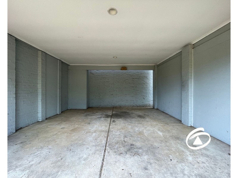 24 Chirnside Road, Berwick VIC 3806