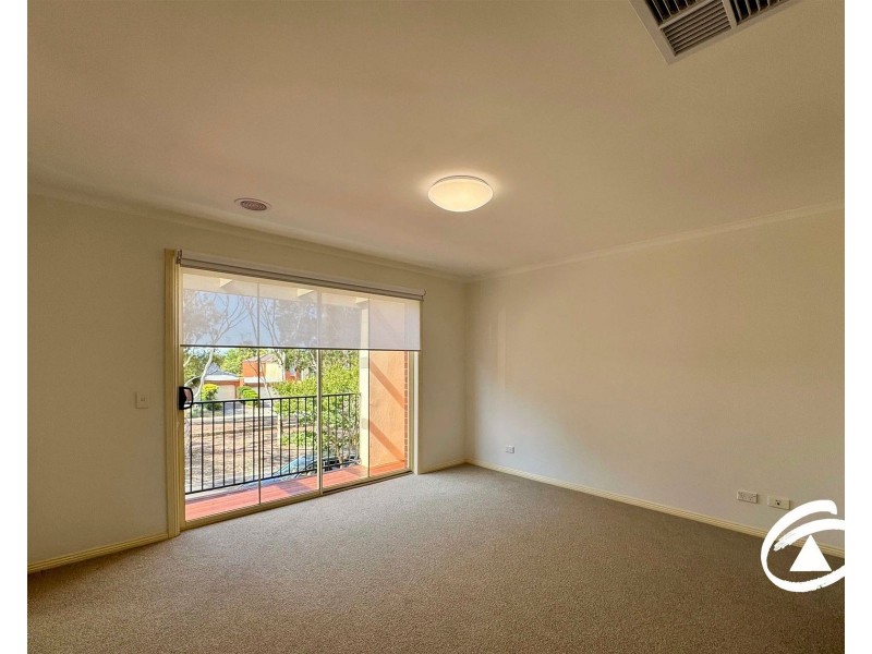 11 Provence Place, Narre Warren South VIC 3805