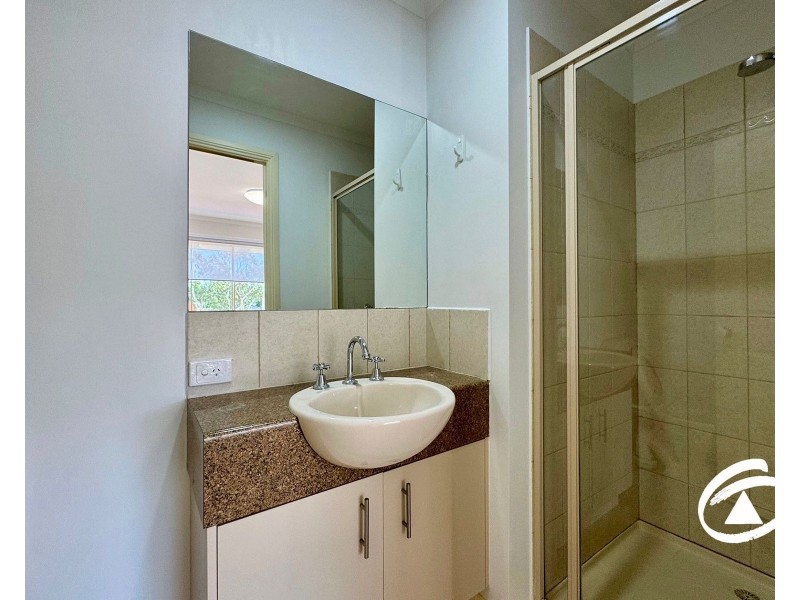 11 Provence Place, Narre Warren South VIC 3805