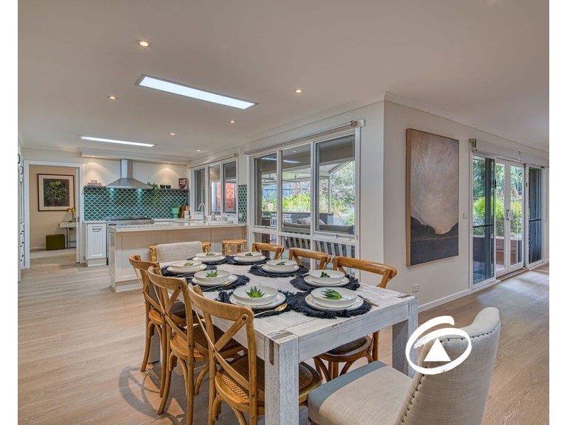 8 Shute Avenue, Berwick VIC 3806