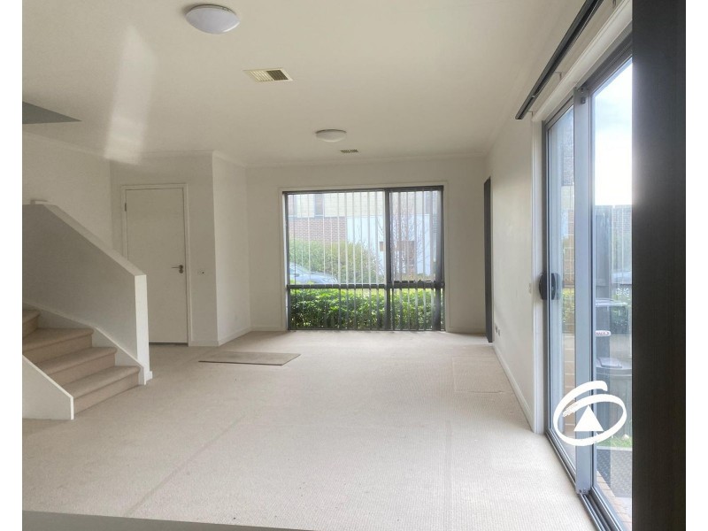 1 Fruit Lane, Wantirna South VIC 3152