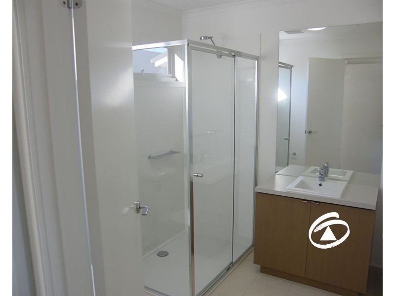 1 Fruit Lane, Wantirna South VIC 3152