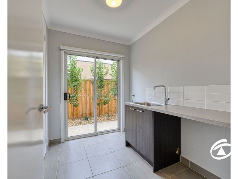 27 Tulk Street, Berwick VIC 3806