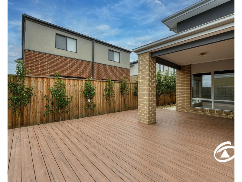 27 Tulk Street, Berwick VIC 3806