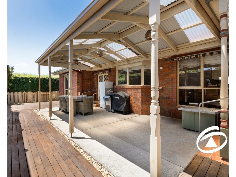 64 The Boulevard, Narre Warren South VIC 3805