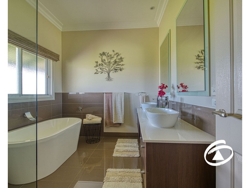 185 Browning Road, Nar Nar Goon VIC 3812