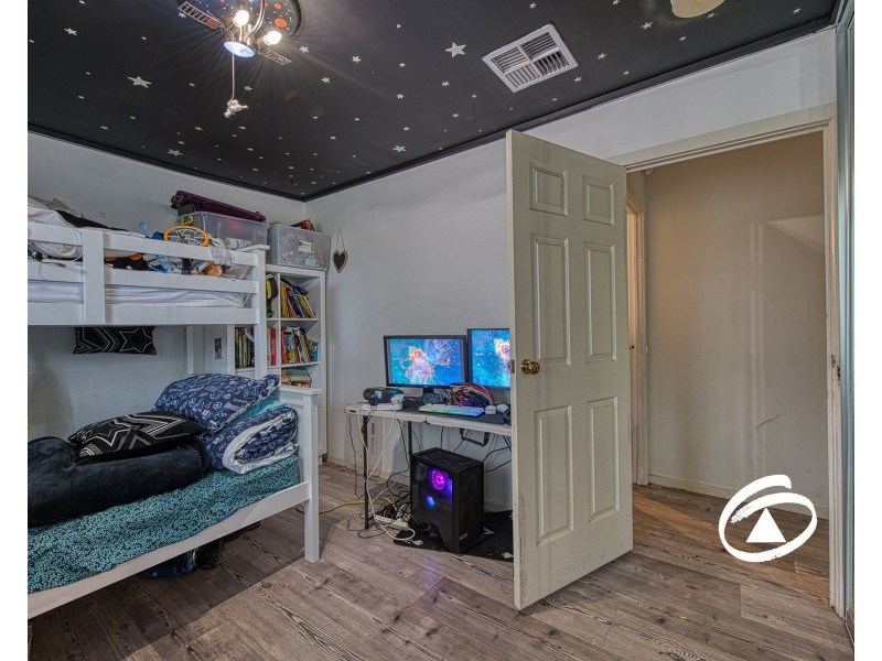 98 Payne Road, Beaconsfield VIC 3807
