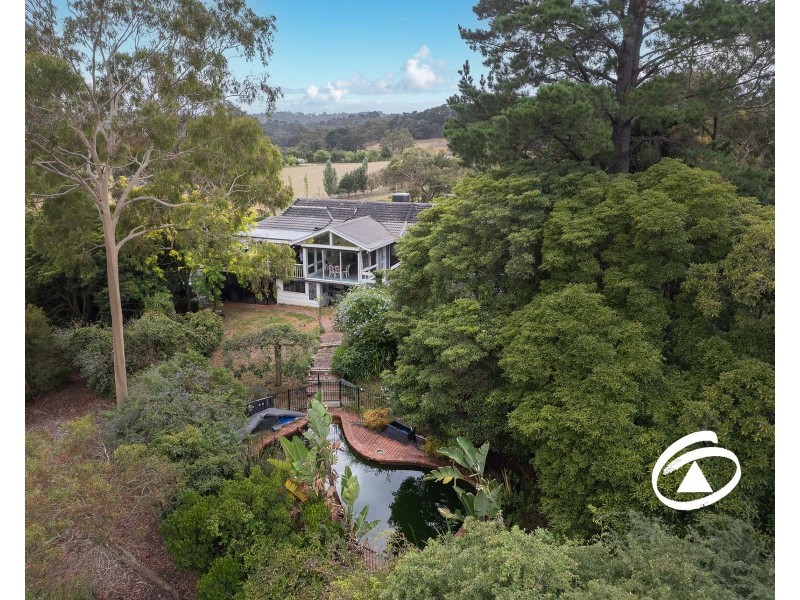 98 Payne Road, Beaconsfield VIC 3807