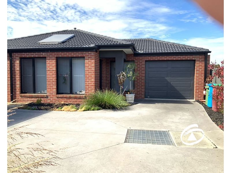 61A Strong Drive, Hampton Park VIC 3976