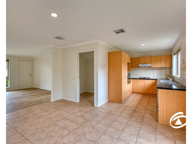 27/36-40 Hennessy Way, Dandenong North VIC 3175