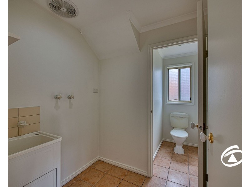 27/36-40 Hennessy Way, Dandenong North VIC 3175