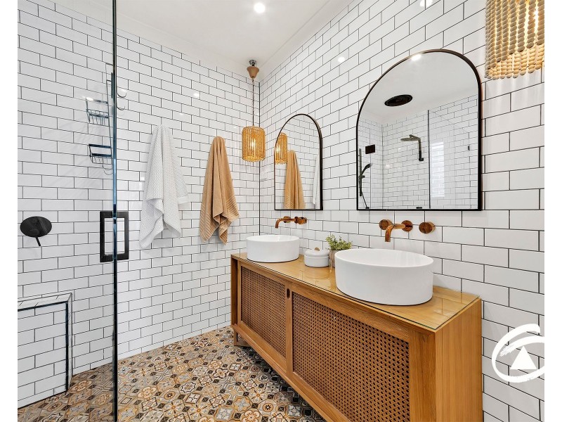 5 Honey Court, Berwick VIC 3806