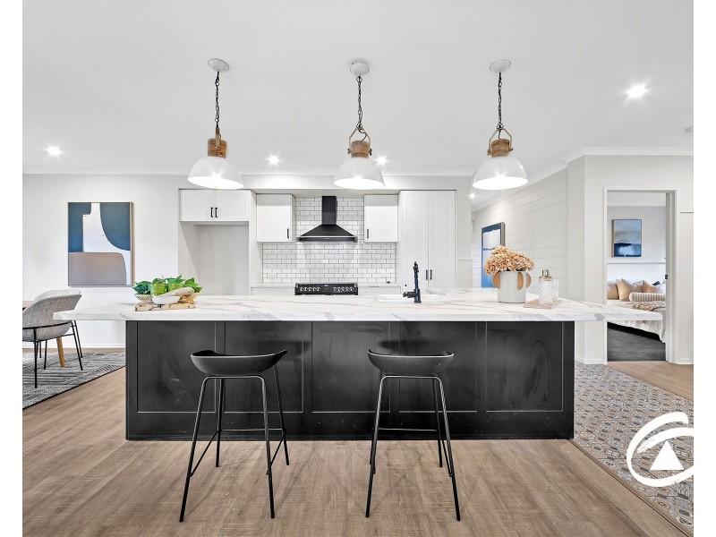 5 Honey Court, Berwick VIC 3806