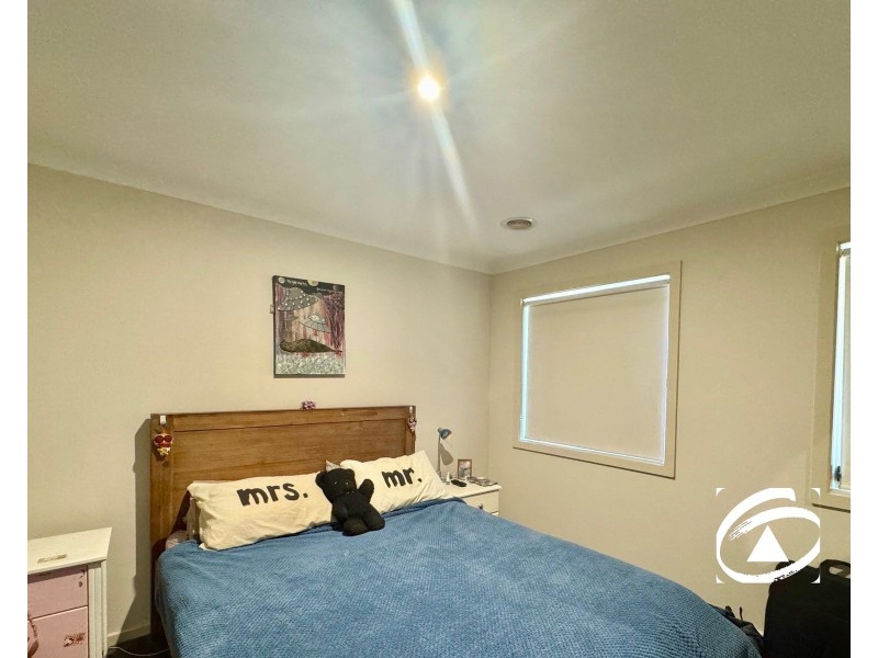 48 Belmont Crescent, Pakenham VIC 3810