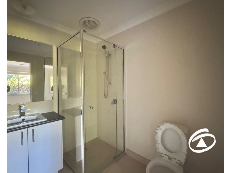 48 Belmont Crescent, Pakenham VIC 3810