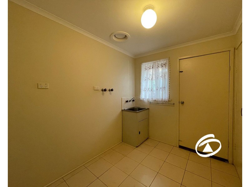 26 Meadow Wood Walk, Narre Warren VIC 3805