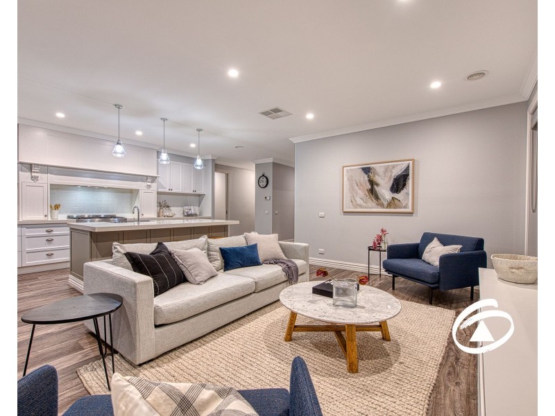 15 Axnick Rise, Officer VIC 3809