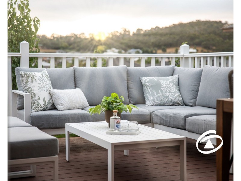 15 Axnick Rise, Officer VIC 3809