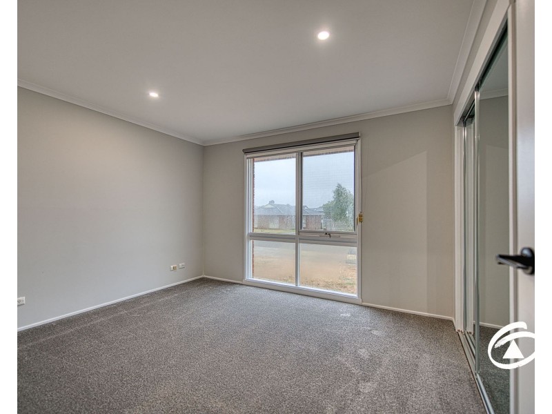 38 Bosco Close, Narre Warren VIC 3805