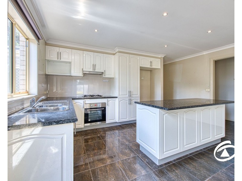 52A Lesdon Avenue, Cranbourne VIC 3977