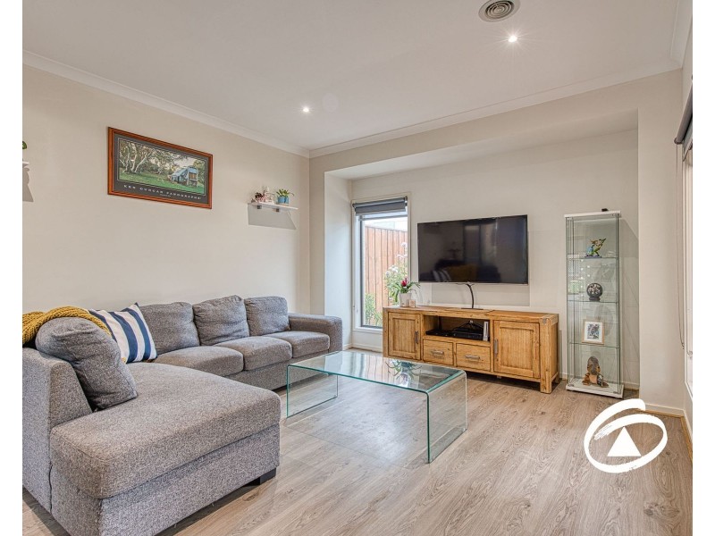 383 Rix Road, Officer VIC 3809