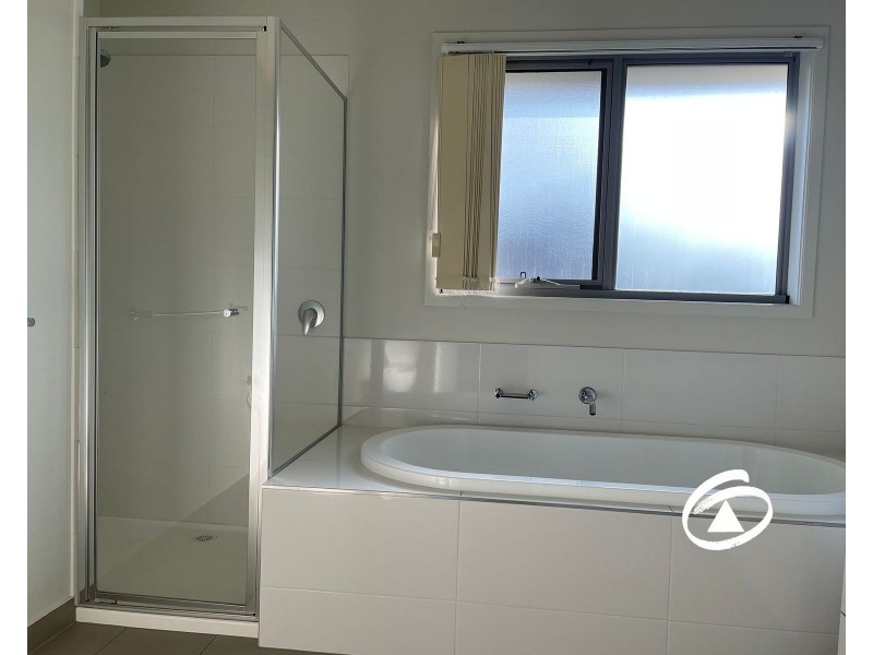 17 Botanic Place, Wantirna South VIC 3152