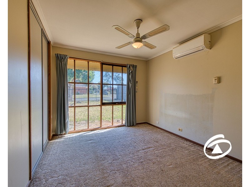 86 Cairns Road, Hampton Park VIC 3976