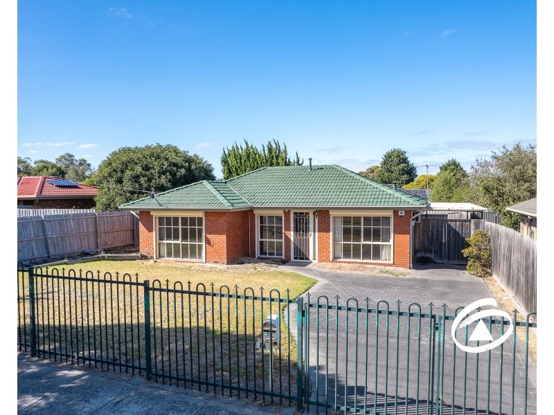 86 Cairns Road, Hampton Park VIC 3976