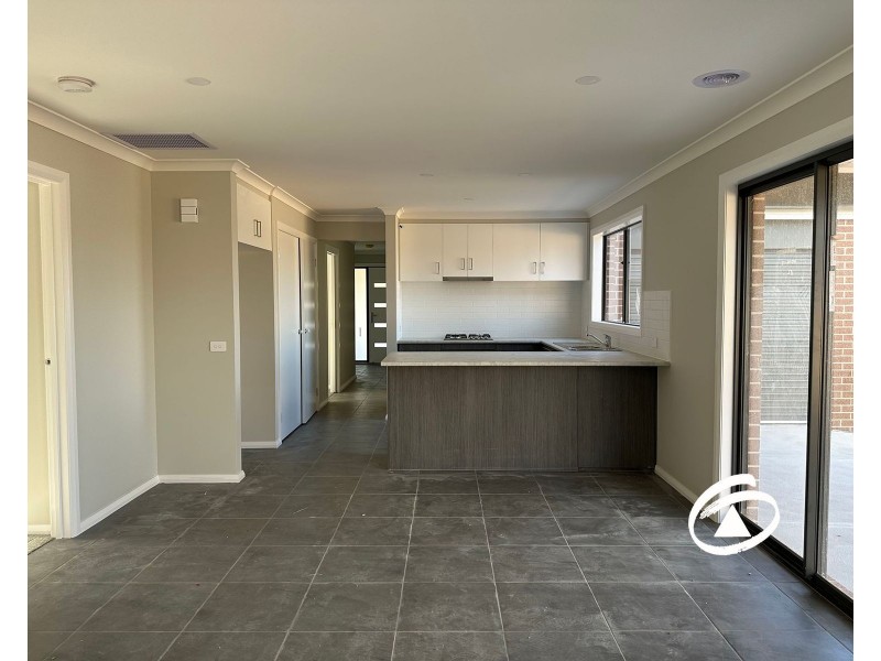 14 Salisbury Avenue, Warragul VIC 3820