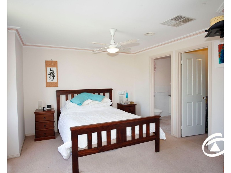 66 The Boulevard, Narre Warren South VIC 3805