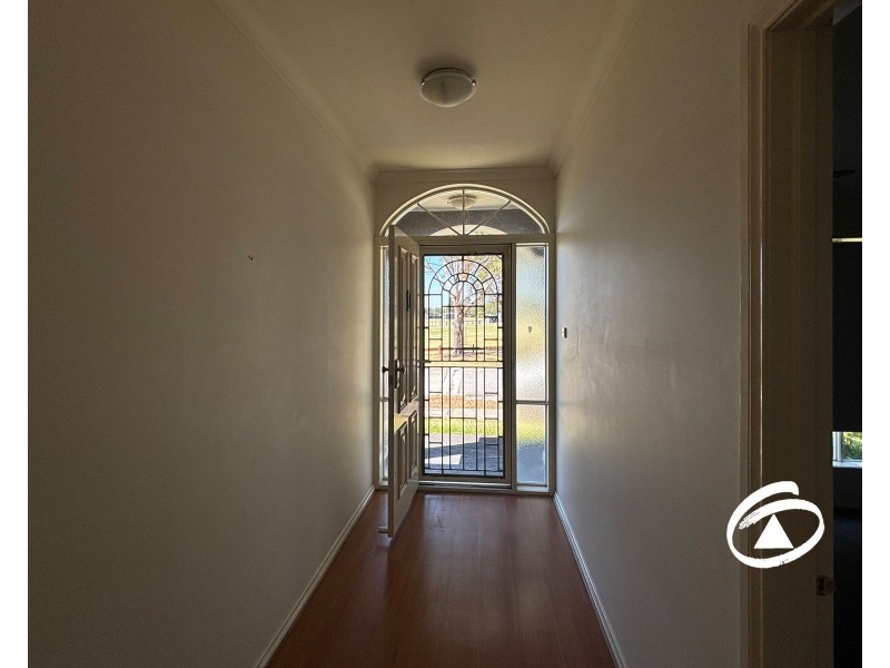 10 Wallingford Place, Narre Warren South VIC 3805