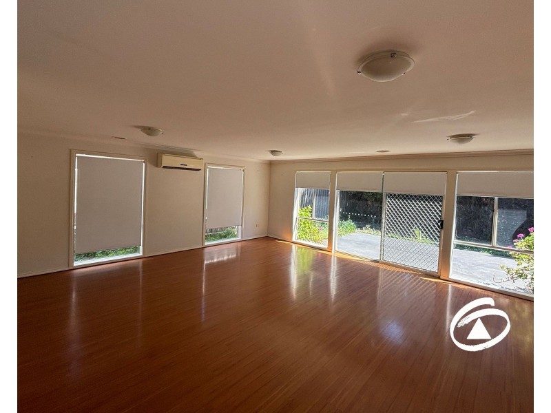 10 Wallingford Place, Narre Warren South VIC 3805