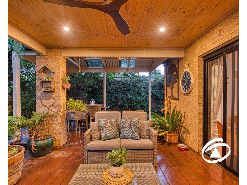 27 Hobart Avenue, Berwick VIC 3806