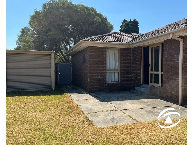 22 Garryowen Crescent, Narre Warren VIC 3805