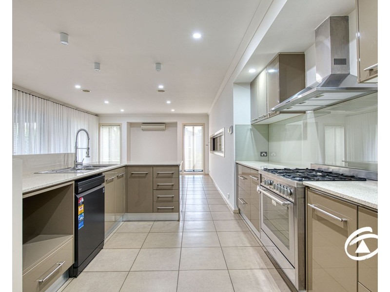 5 Rubina Court, Berwick VIC 3806